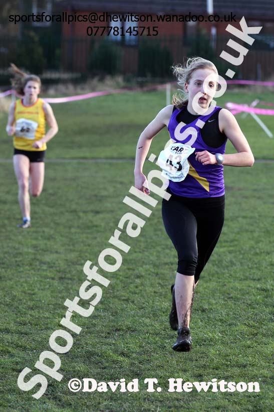Senior girls 9. Photo: David T. Hewitson/Sports for All Pics